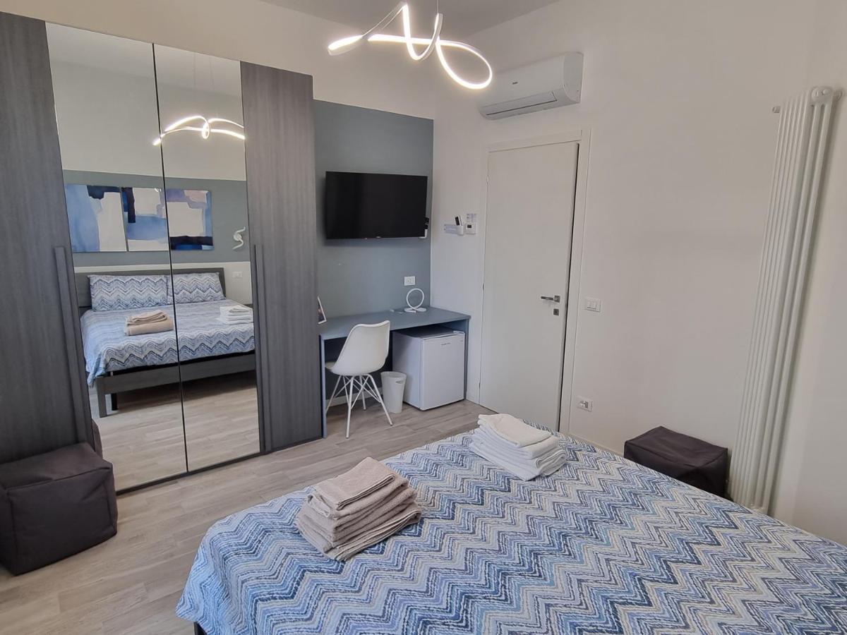 Blue House Apartment - San Massimo เวโรนา ภายนอก รูปภาพ