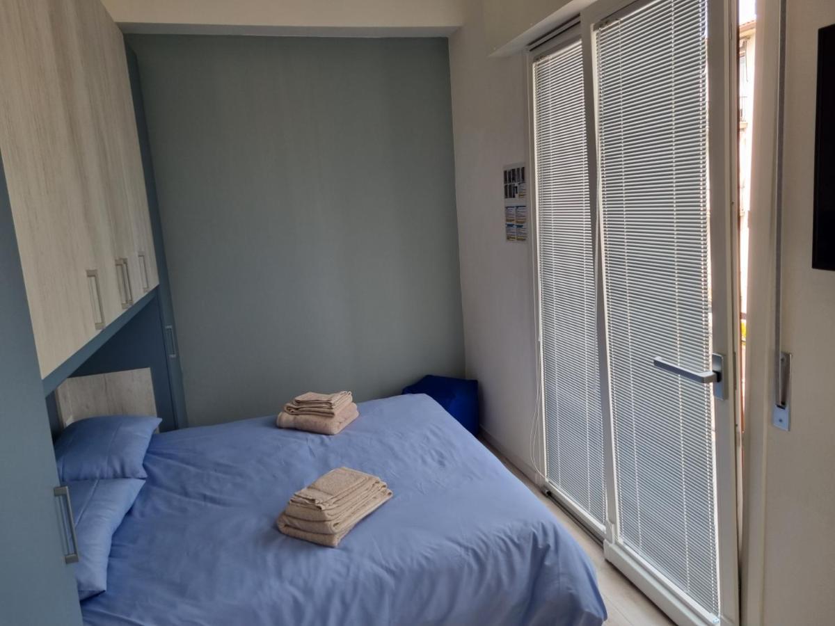 Blue House Apartment - San Massimo เวโรนา ภายนอก รูปภาพ