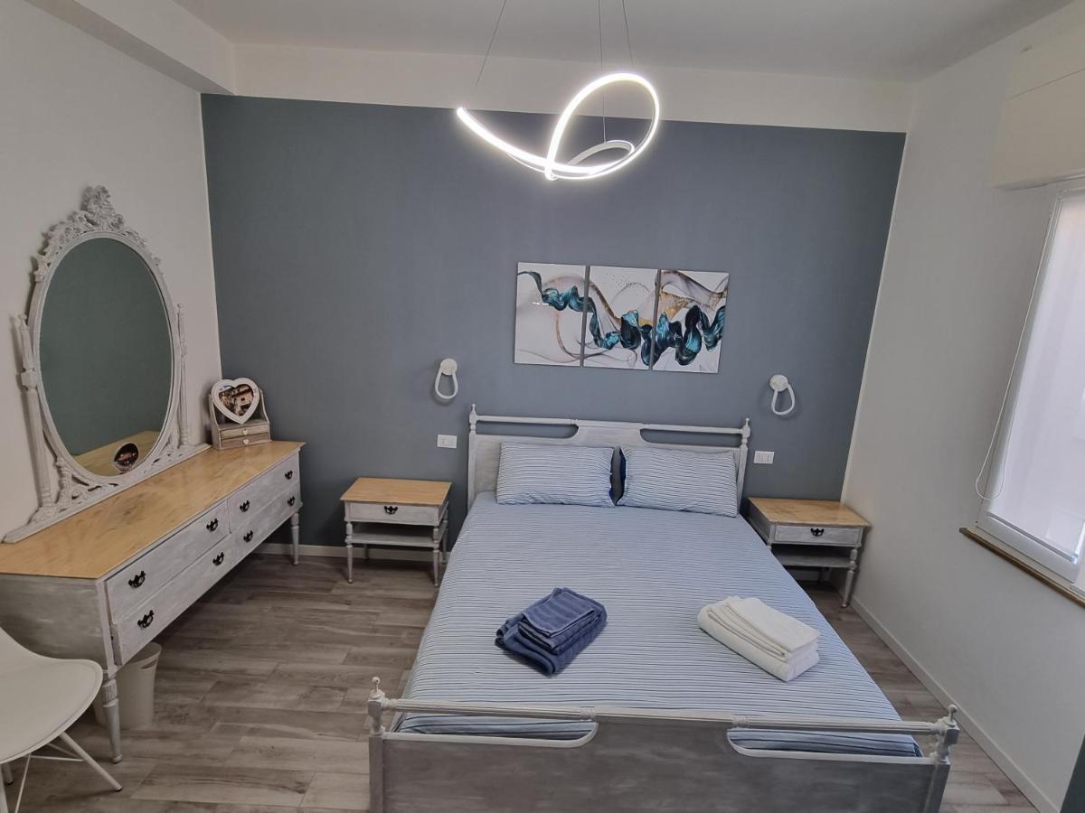Blue House Apartment - San Massimo เวโรนา ภายนอก รูปภาพ