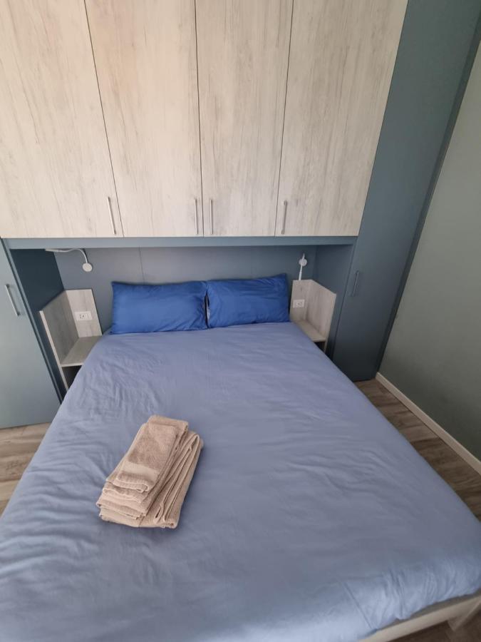 Blue House Apartment - San Massimo เวโรนา ภายนอก รูปภาพ