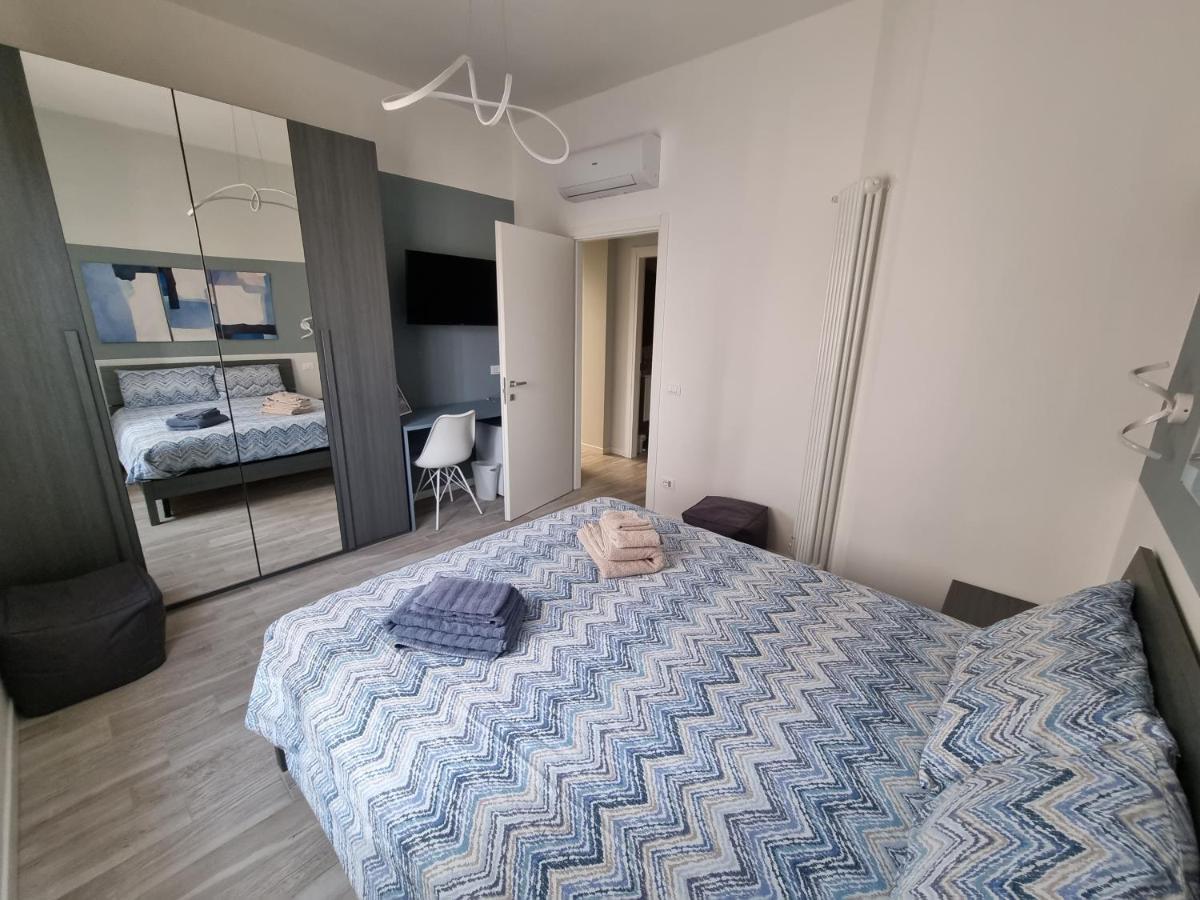 Blue House Apartment - San Massimo เวโรนา ภายนอก รูปภาพ